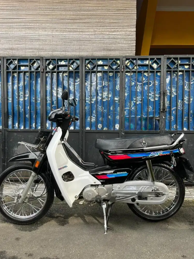 ASTREA LENGENDA 2002