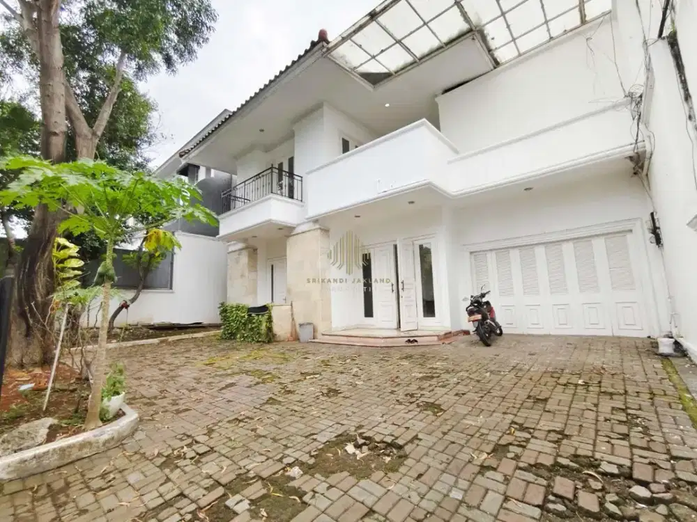 Menteng Disewakan Dekat Jl. Diponegoro Akses Mudah ke Jl. Sudirman