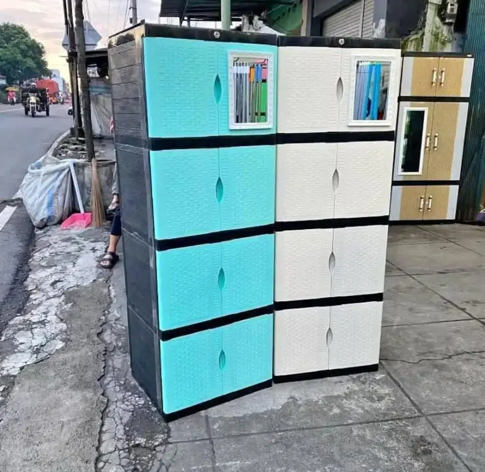 Hot promo lemari pakaian plastik mini kaca plus kunci 4 susun