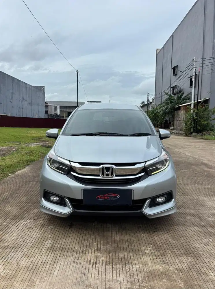 Honda Mobilio 1.5 E CVT 2019 Automatic ( Silver Metalik )