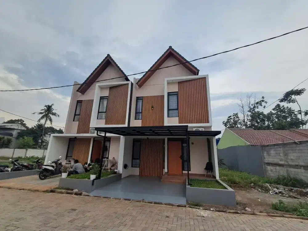 RUMAH PALING STRATEGIS DEKAT TRANSPARK STUDIO, TOL CIBUBUR - JATIKARYA,DAN  STASIUN LRT HARJAMUKTI, CIBUBUR