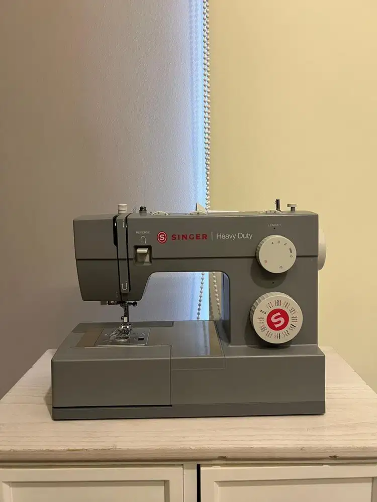 Mesin jahit singer heavy duty