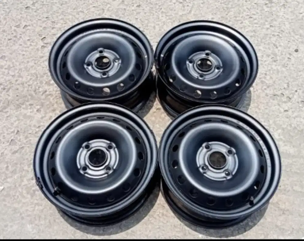 Velg Mobil secen layak pakai