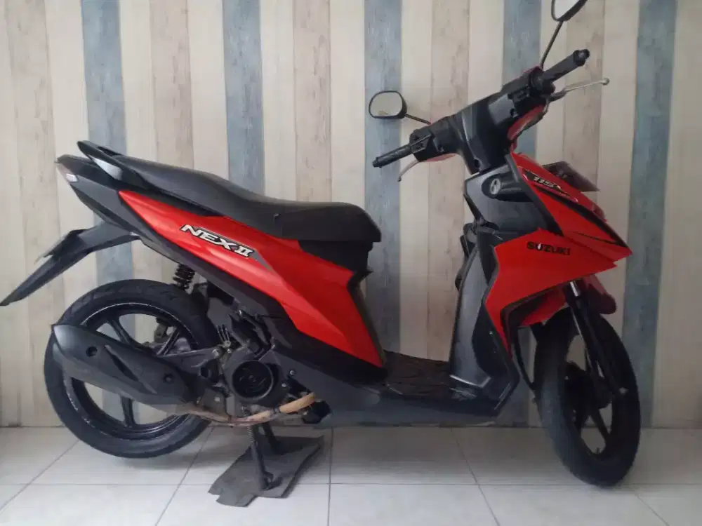 Suzuki NEX II tahun 2019 merah merona