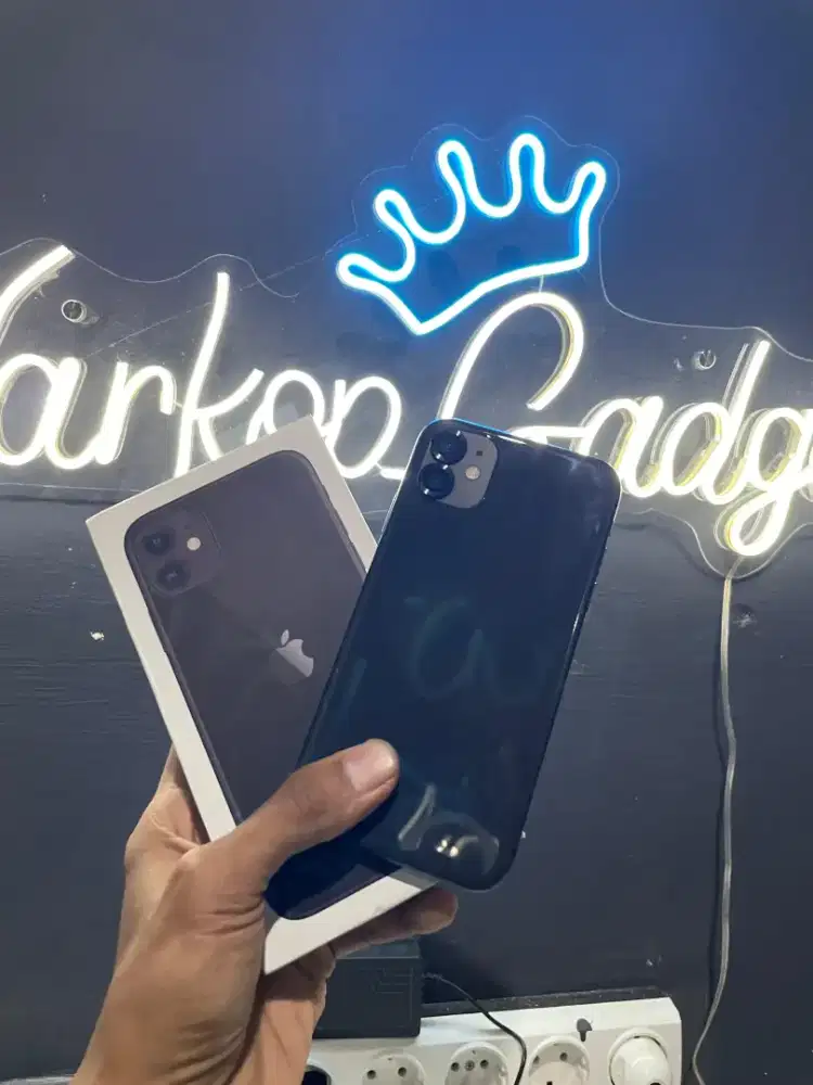 For Sale iphone 11 64 iBox