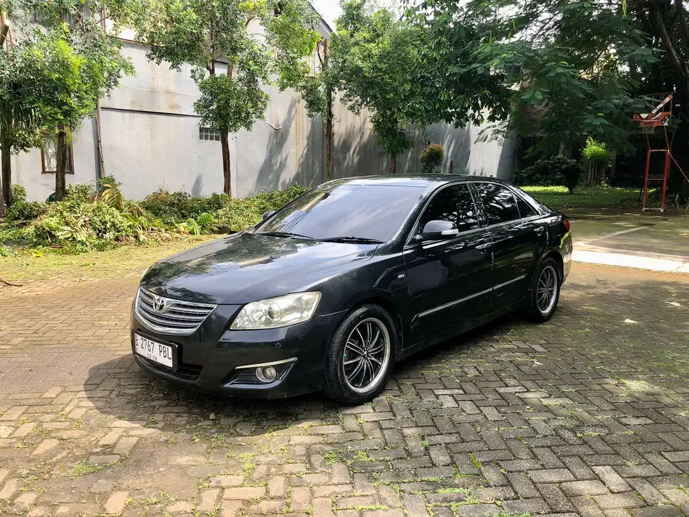 Toyota Camry V 2.4 AT 2007