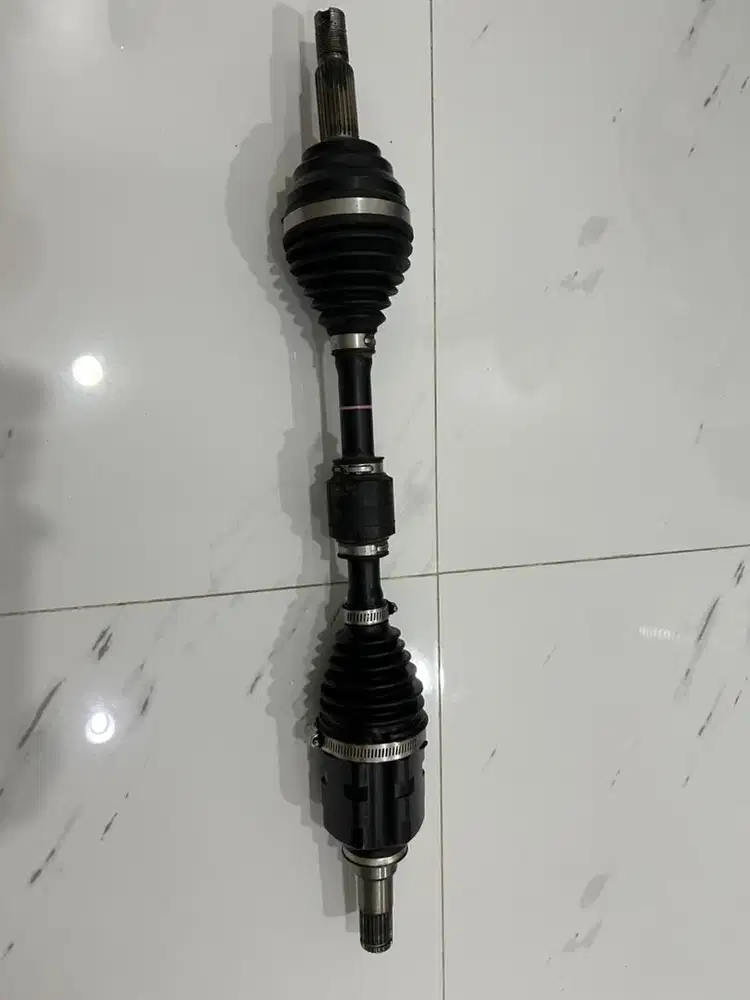 CV join kiri matic Sienta original