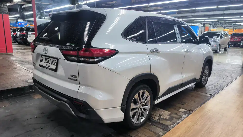 TOYOTA INNOVA ZENIX 2.0 Q HYBRID TSS MODELISTA AT 2024 ISTIMEWA