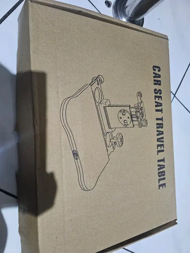 Meja lipat untuk mobil