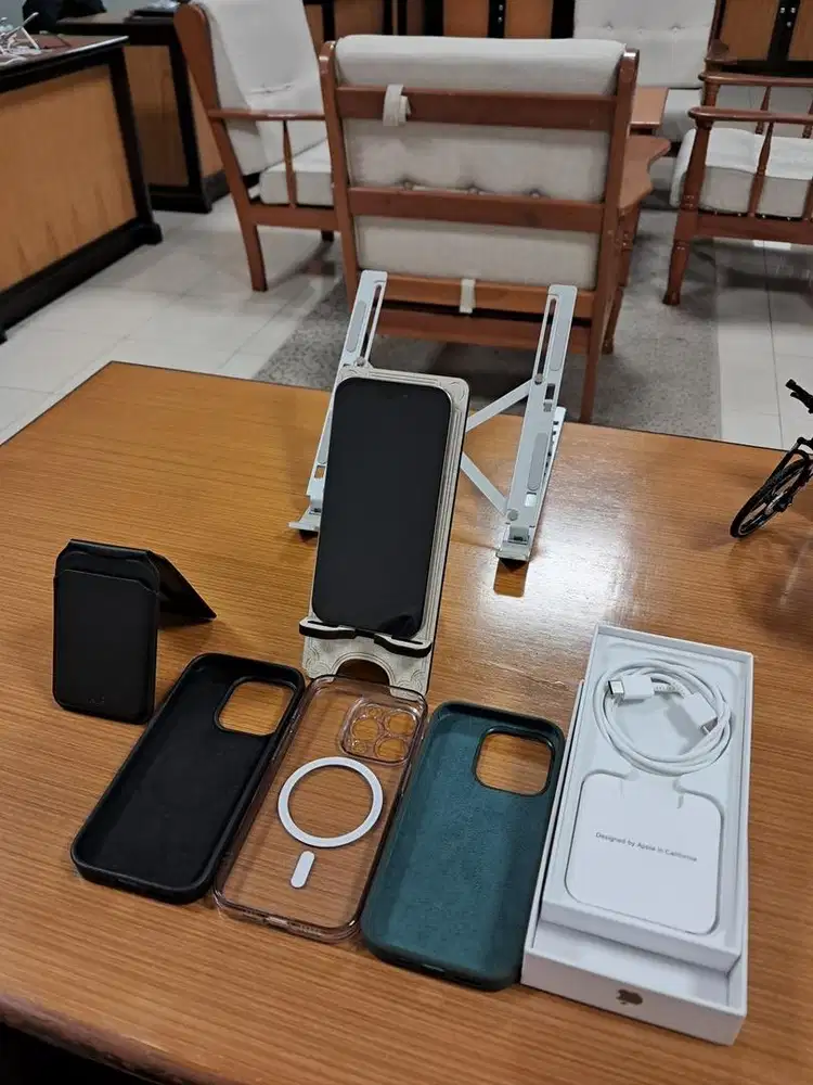 iPhone 15 Pro 256GB Natural Titanium - IMEI Beacukai Resmi - Bisa Nego