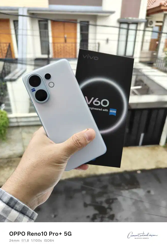 VIVO V60 16/256 (8+8) GB FULLSET MULUS NO MINUS GARANSI PANJANG 09-26