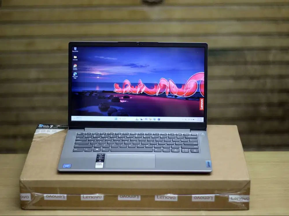 Lenovo Slim 1i / SSD 512GB / LIKE NEW