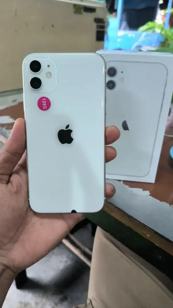 iPhone 11 128gb white