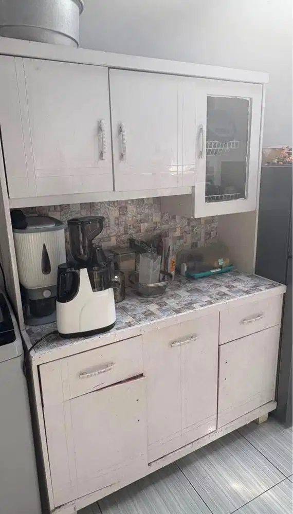 lemari piring serbaguna