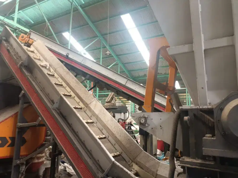 pabrik biji plastik beserta mesin usaha masih aktif  Lokasi Waru, Sidoarjo