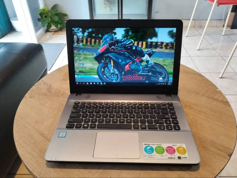 Laptop Second Murah Asus X441UA Intel Core i3-6006U RAM 4GB DDR4