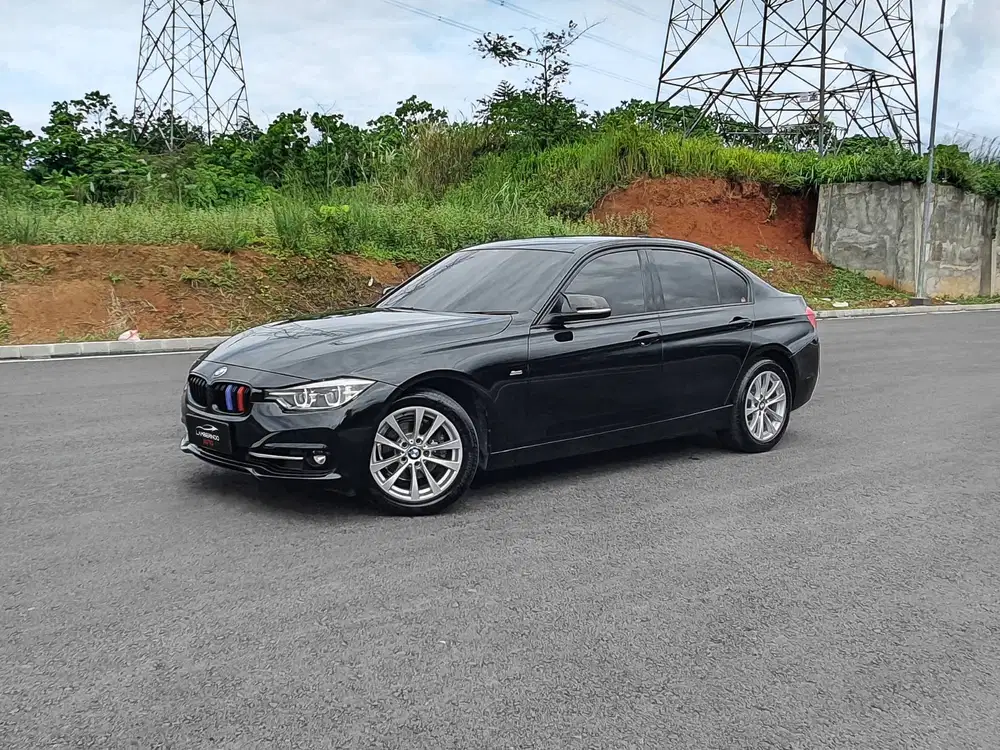 BMW F30 320i FACELIFT LCI SPORT 2017