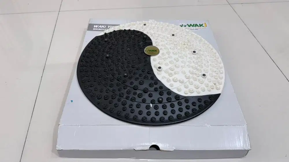 WAKI Yin-Yang Foot Acupuncture Mat WKM2031