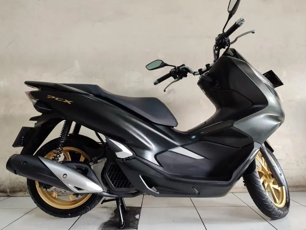 PCX 150 CBS 2020 SE istimewa mulus terawat siap pakai...