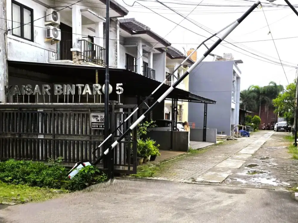 Rumah 2 Lantai 3 KM Tidur 2 di Cluster Kaisar Bintaro 5 Dekat Kebayoran Height Harga dibawah 760Jt