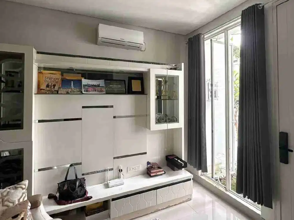 Greenlake citraland furnish dkt wiyung wisata bukit mas