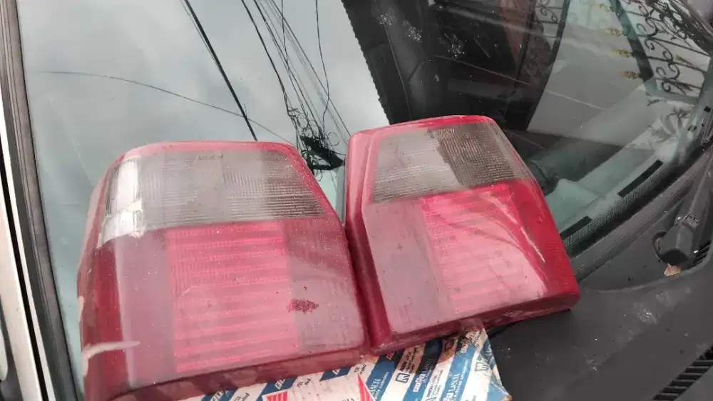 Lampu Stop & Krey kaca belakang FIAT UNO
