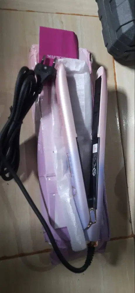 catokan rambut masih baru