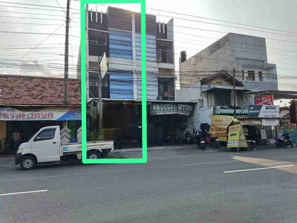 Ruko bagus bersih terawat area komersil di Kartasura