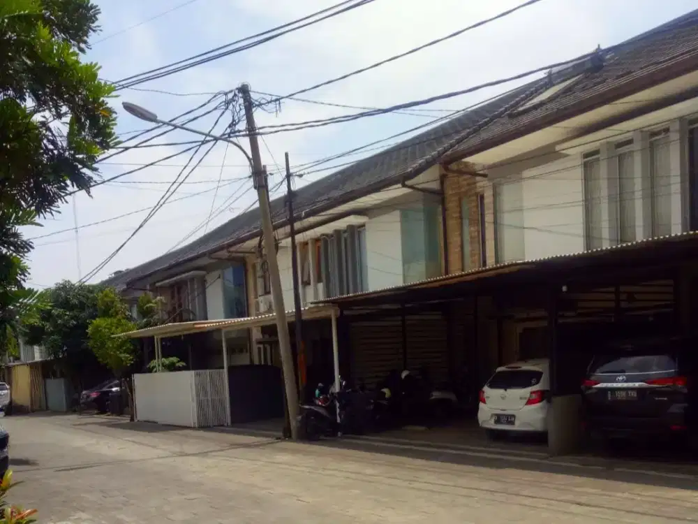 Mekarwangi Ruko / Rukan Mekar Wangi Mainroad Dijual di jalan utama Jarang Ada