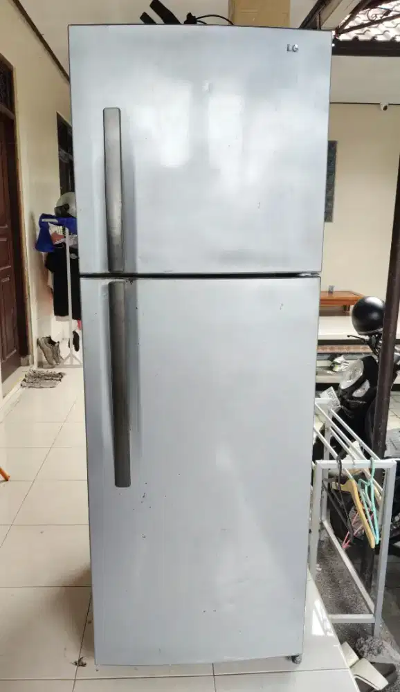 Kulkas LG 2 pintu Jumbo