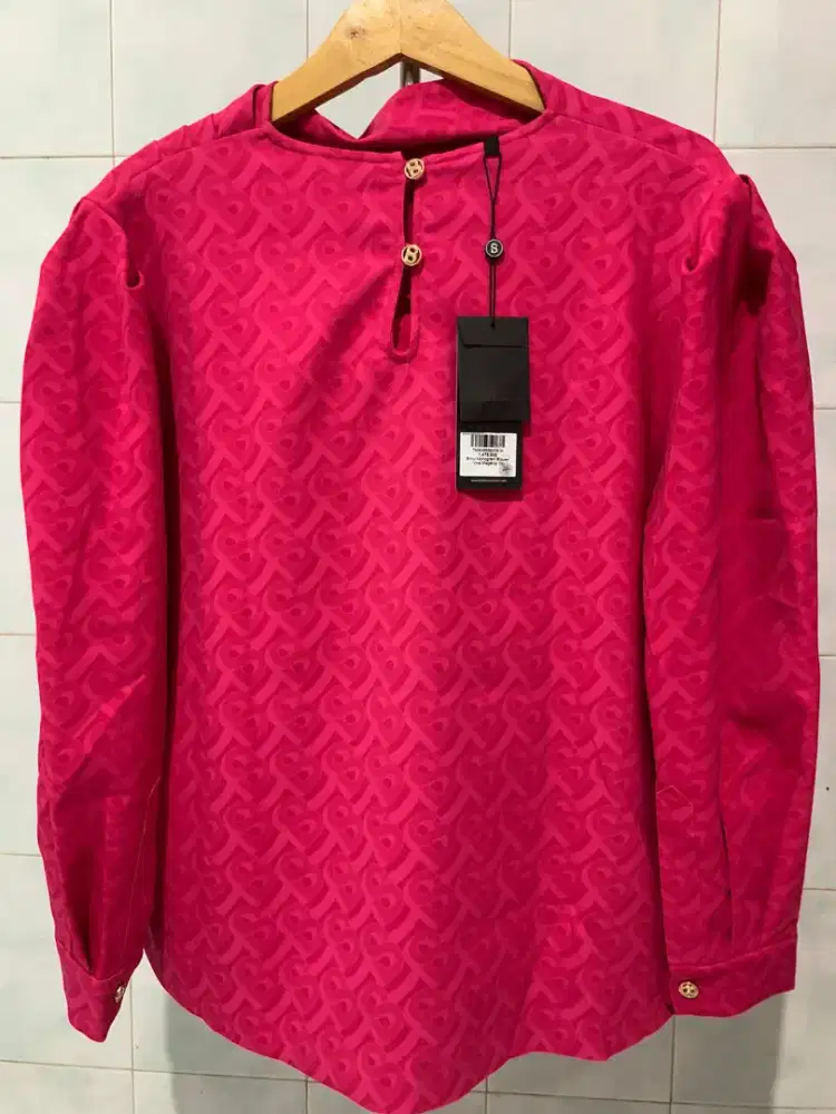 Baju atasan BS BUTTONSCARVES BIMU MONOGRAM BLOUSE