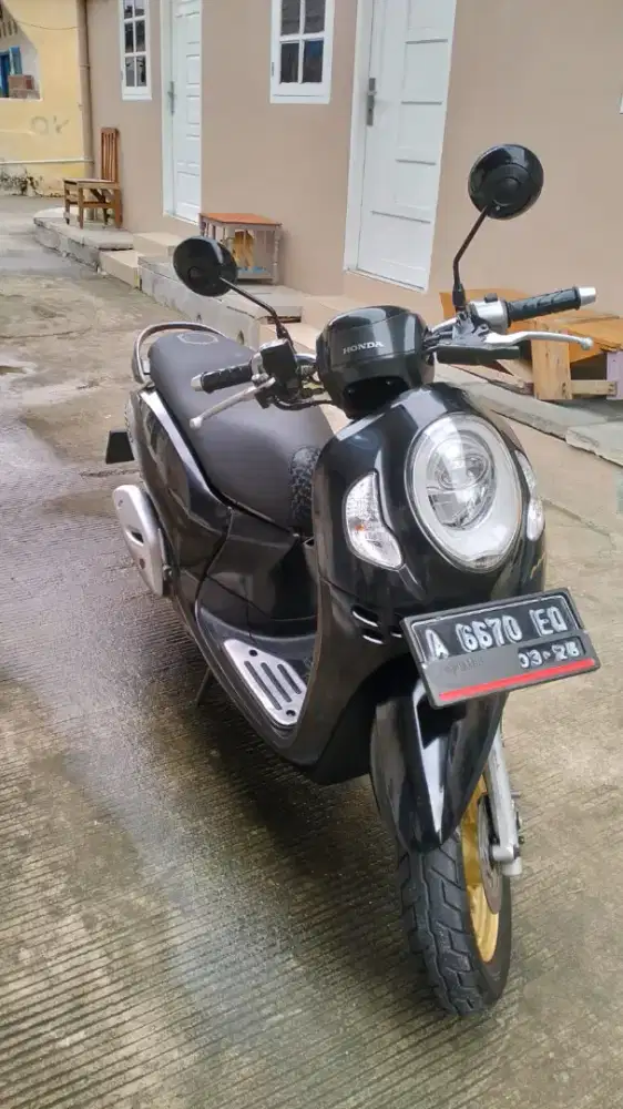 DI JUAL HONDA SCOOPY KEYLES TH 2021  MULUS
