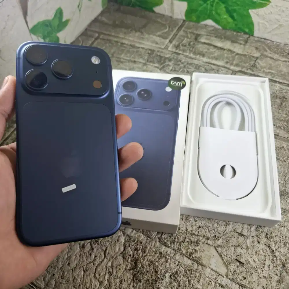 Iphone 17 Pro 256 GB ibox pemakaian 2 minggu