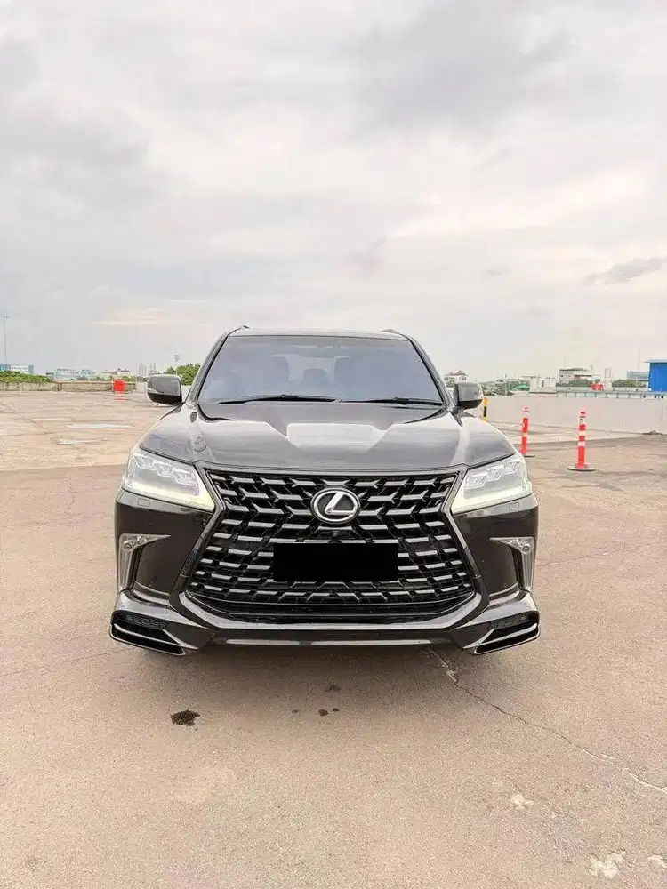 Lexus LX570 F Sport 2018 NIK 2017 Black Hitam LX 570 FSport