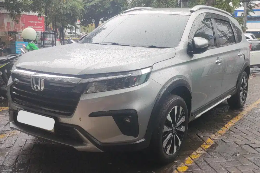 Honda BR-V Prestige Grey (Abu-abu)2022