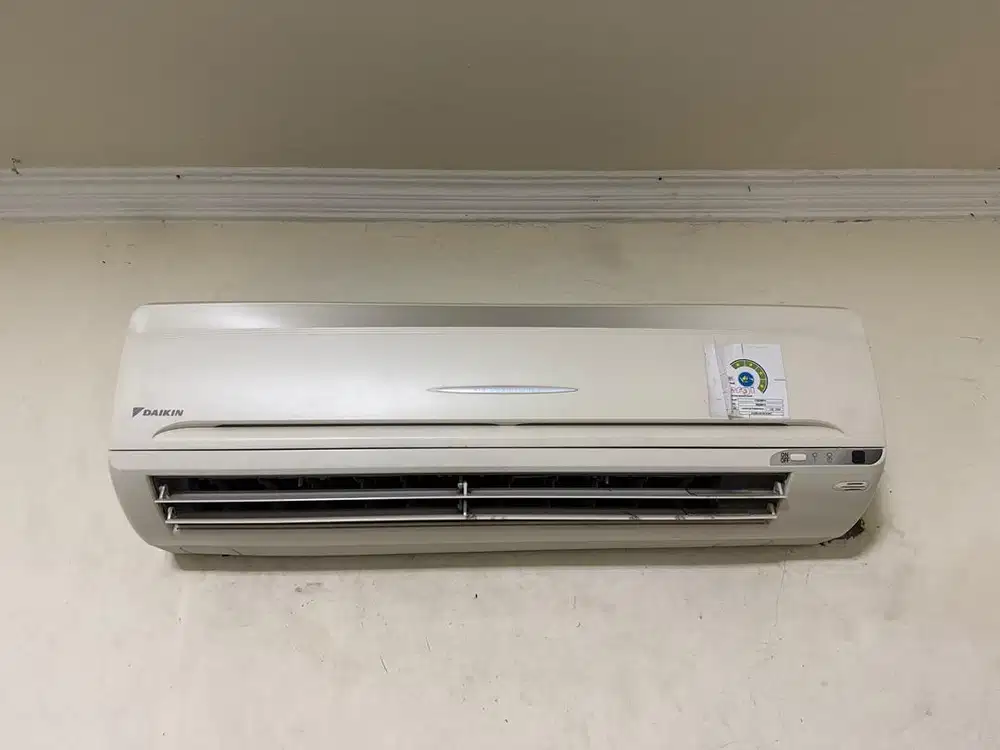 AC Daikin 3/4 PK – Dingin Normal | Kondisi Siap Pakai