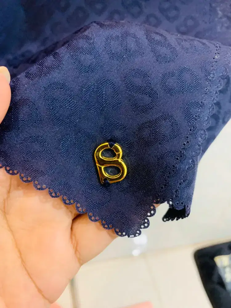 JILBAB BUTTONSCARVES EMBOSSED NAVY PRELOVED