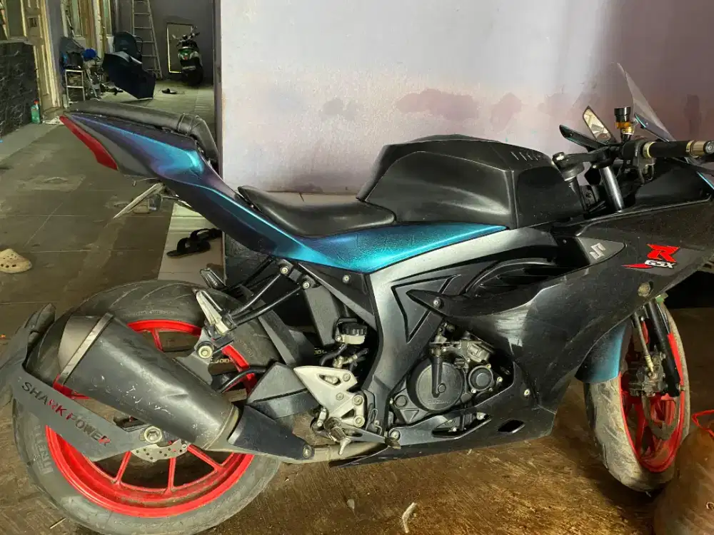 Jual GSX R 150 bekas