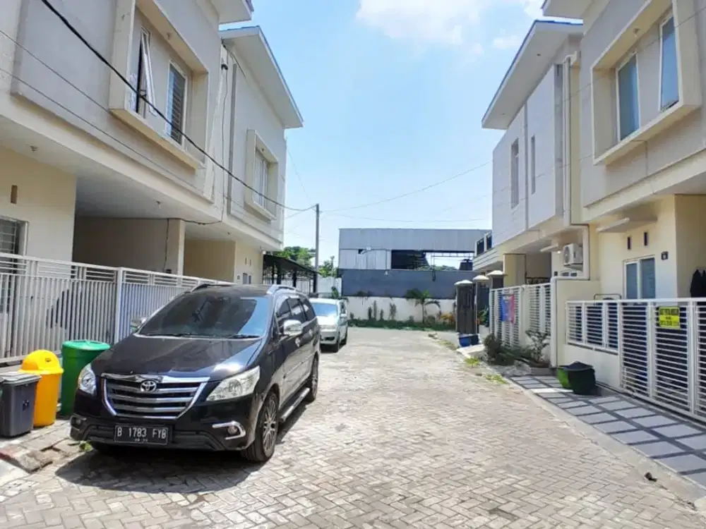 DIJUAL KOST PUTRI HANYA 500 METER DARI JALAN RAYA SUHAT KOTA MALANG DEKAT KAMPUS UB