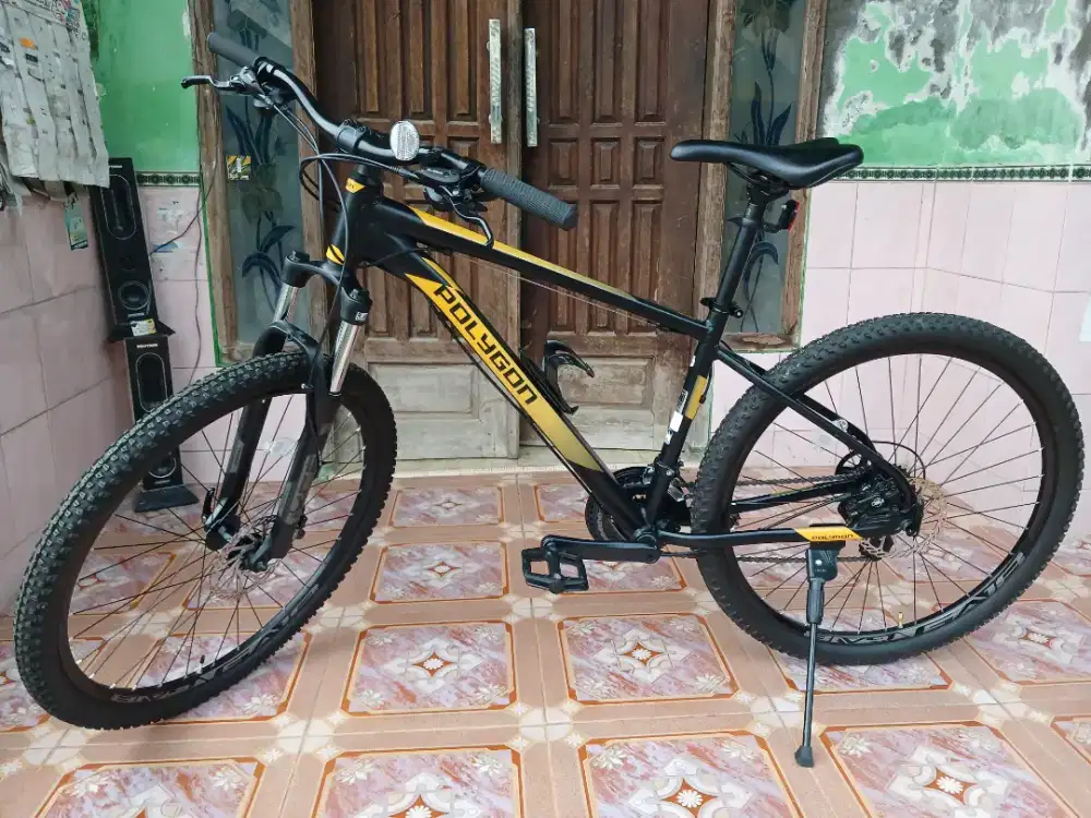 Polygon cascade 4 rem hidrolic ukuran 27,5 size M