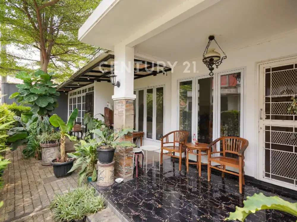 Rumah Di Dukuh Zamrud Kota Legenda Bekasi Nyaman BU Jual Cepat