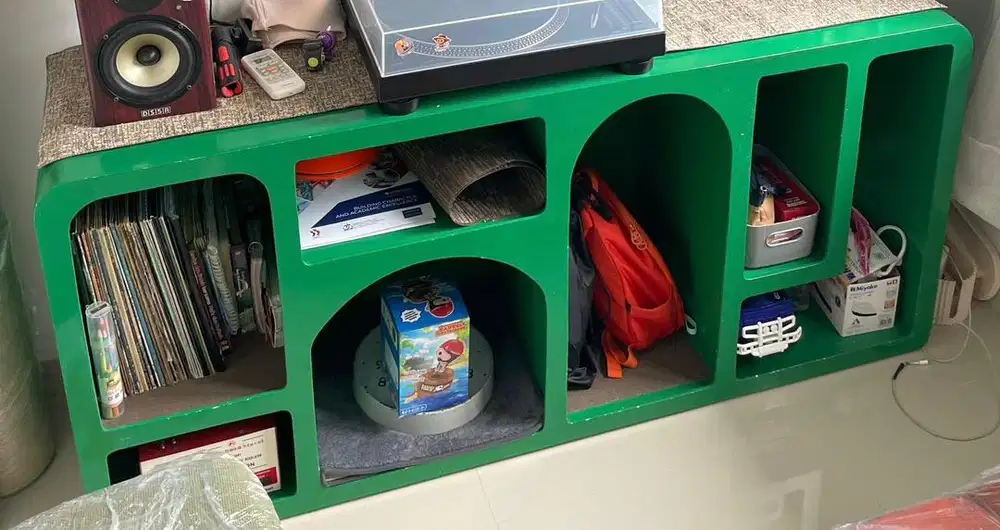 Buffet atau Rak aesthetic