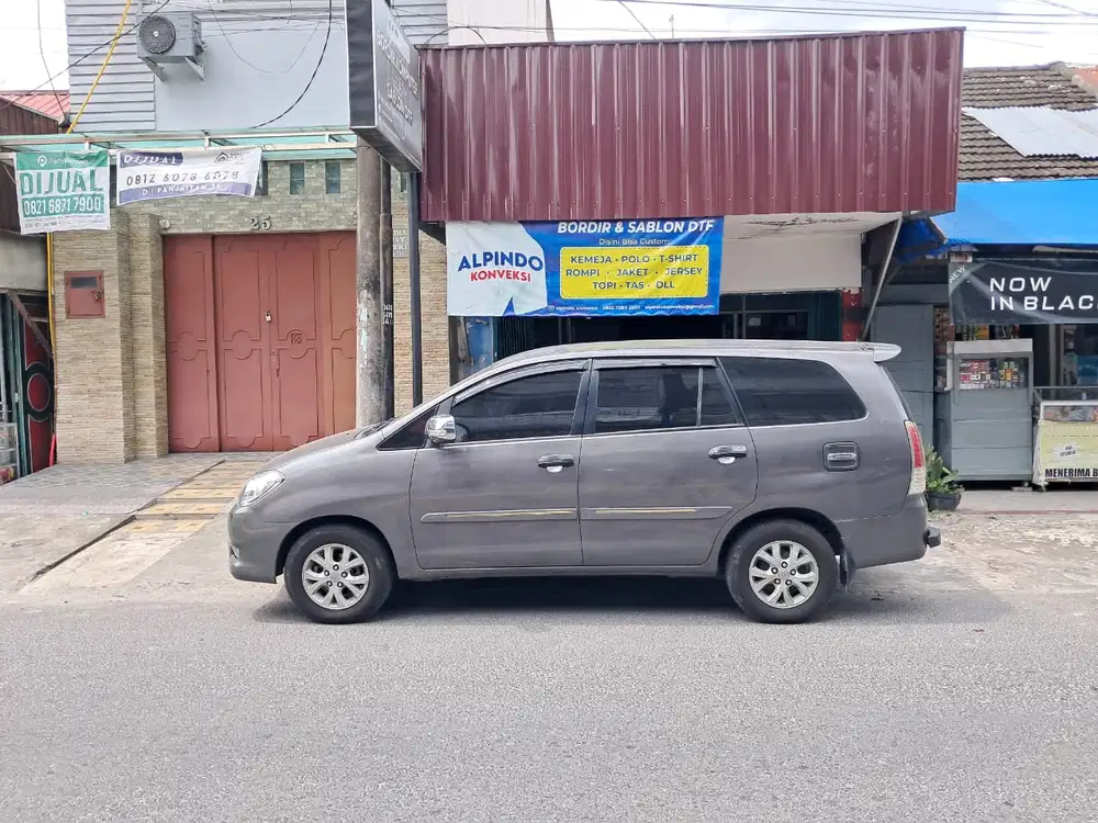 Toyota Kijang Innova 2010 Diesel
