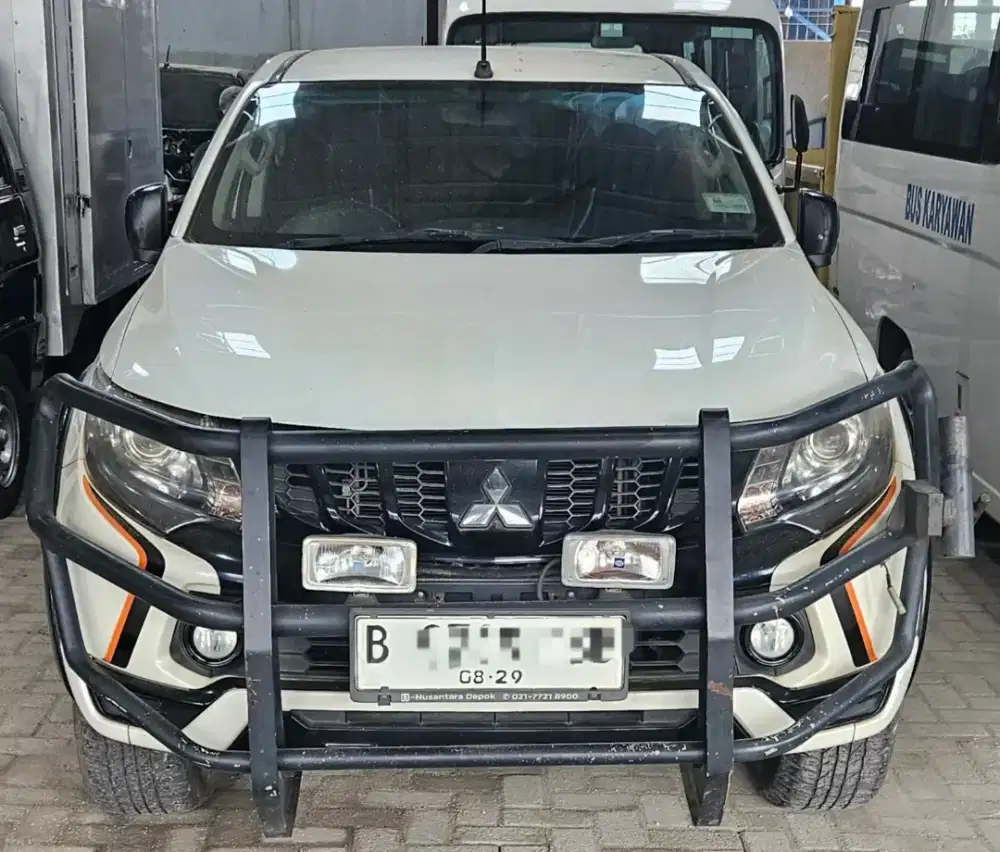 Triton Athlete Double Cabin  4x4 2019 manual