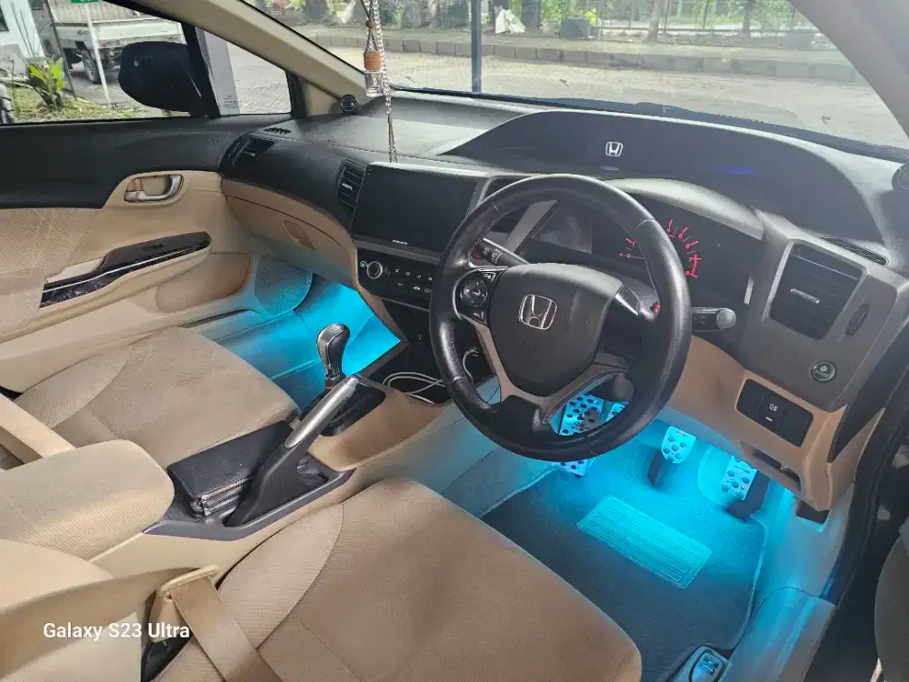 Mobil  Honda Civic FB Manual 2013