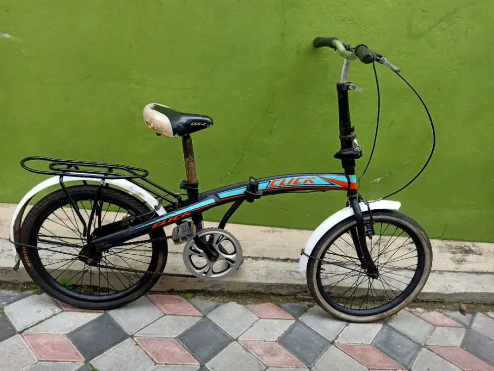 Sepeda lipat Click 20