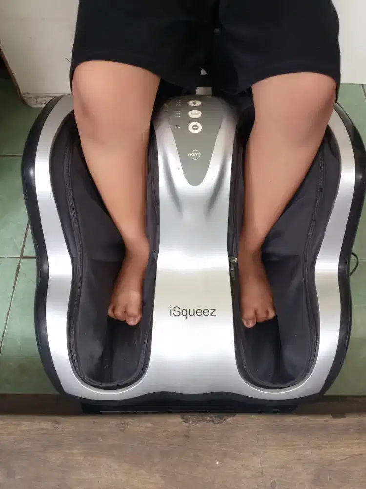 Mesin pijat kaki dan betis merk OSIM iSqueez