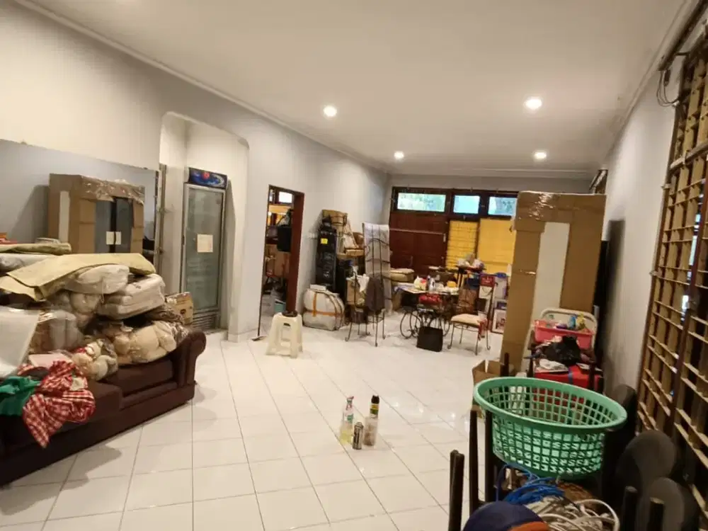 Tanah dan Bangunan di Jl. Gurame, Burangrang Kota Bandung