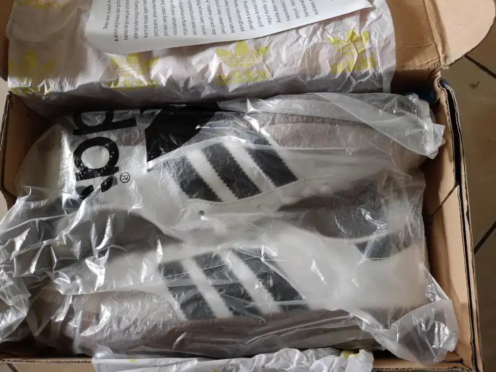 ADIDAS SAMBA BARANG LIKE NEW