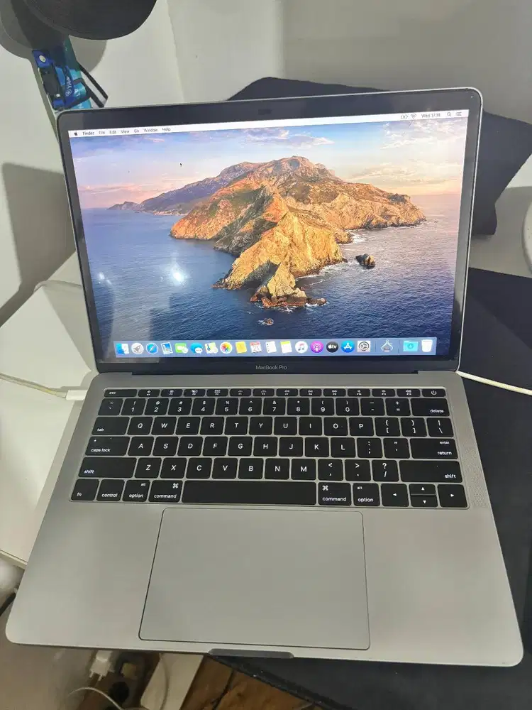 Dijual MacBook Pro 13 inch 2017 Non Touch Bar
